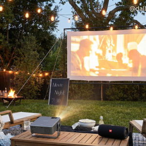 How to Set Up a Backyard Movie Night